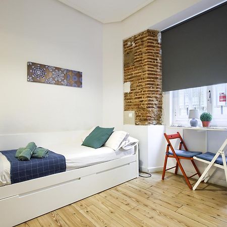 Intimo Estudio En Madrid, Centro, 2Pax, Wifi & Tv Kültér fotó