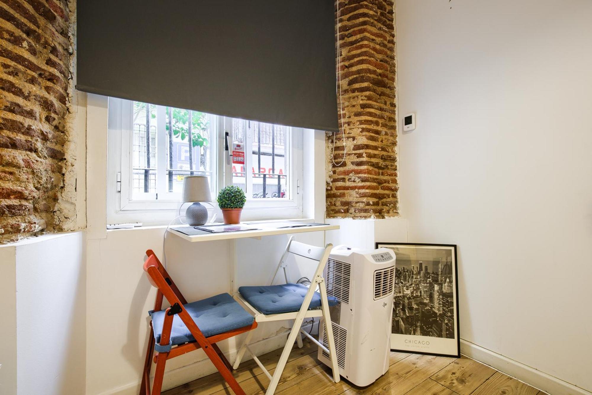 Intimo Estudio En Madrid, Centro, 2Pax, Wifi & Tv Kültér fotó