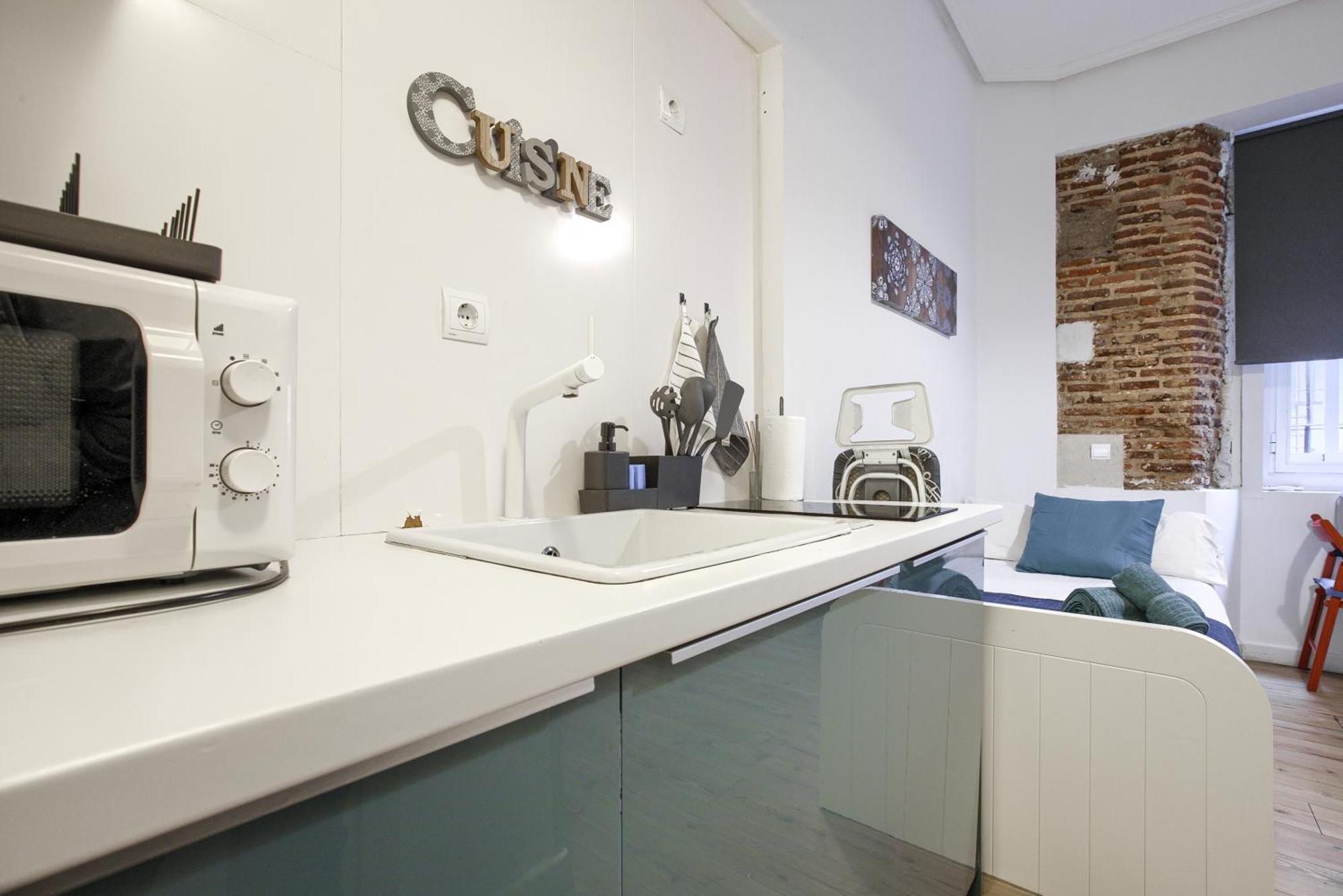 Intimo Estudio En Madrid, Centro, 2Pax, Wifi & Tv Kültér fotó