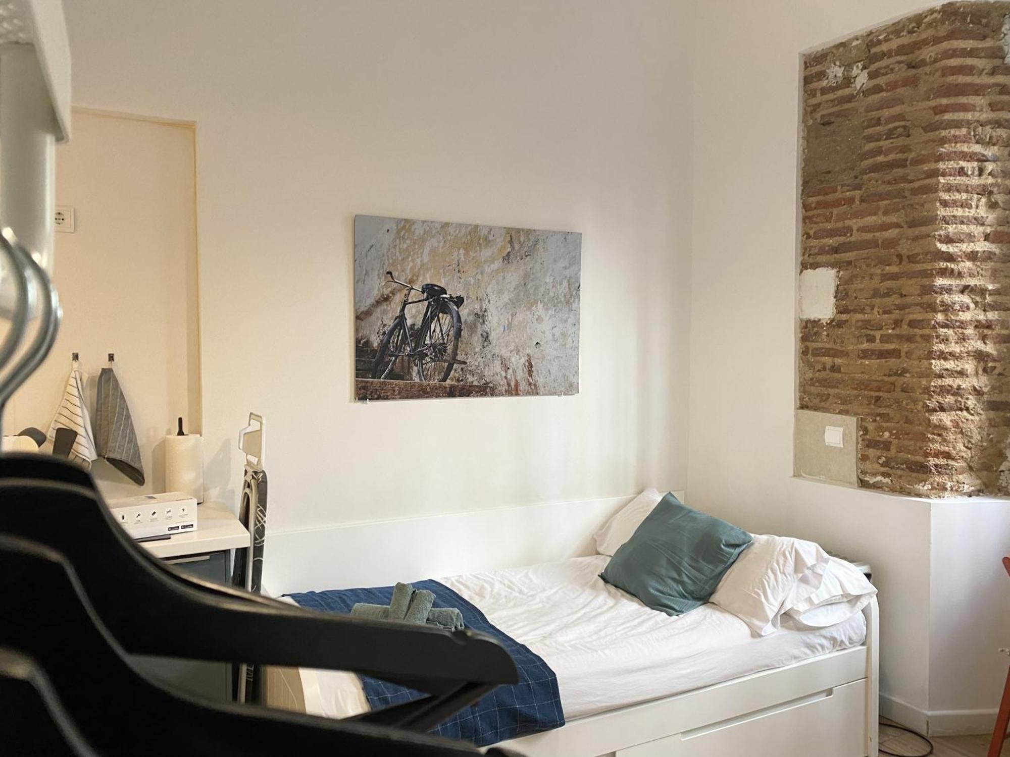 Intimo Estudio En Madrid, Centro, 2Pax, Wifi & Tv Kültér fotó