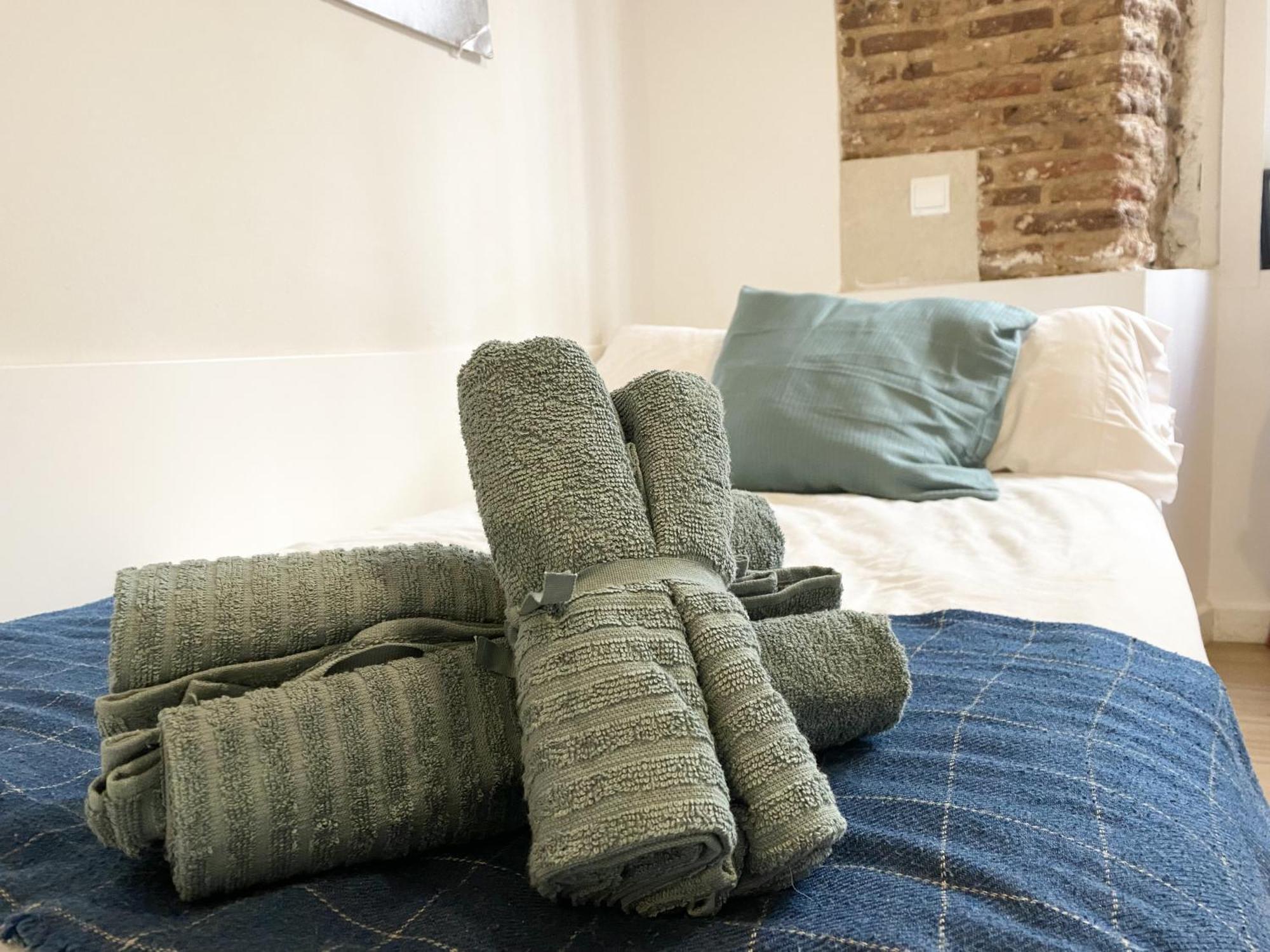 Intimo Estudio En Madrid, Centro, 2Pax, Wifi & Tv Kültér fotó